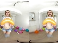 Chloe Toy - Popping balloons in 4K VR
