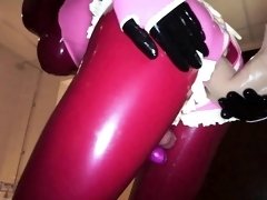 Bodacious amateur fetishist in latex has fun with sex toys